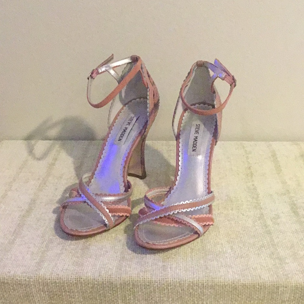 Steve Madden size 8 sandal